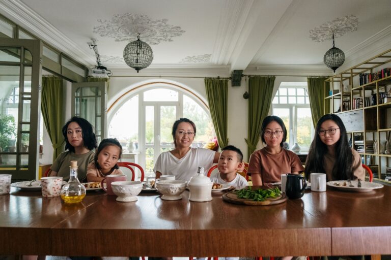 What the Research Says About Family Dinners